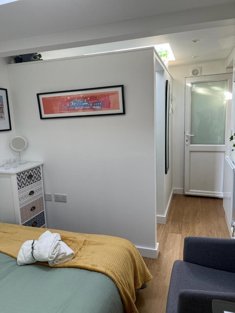 Central Ensuite Guest Unit With Ac And Free On-Street Parking Brighton Exterior foto